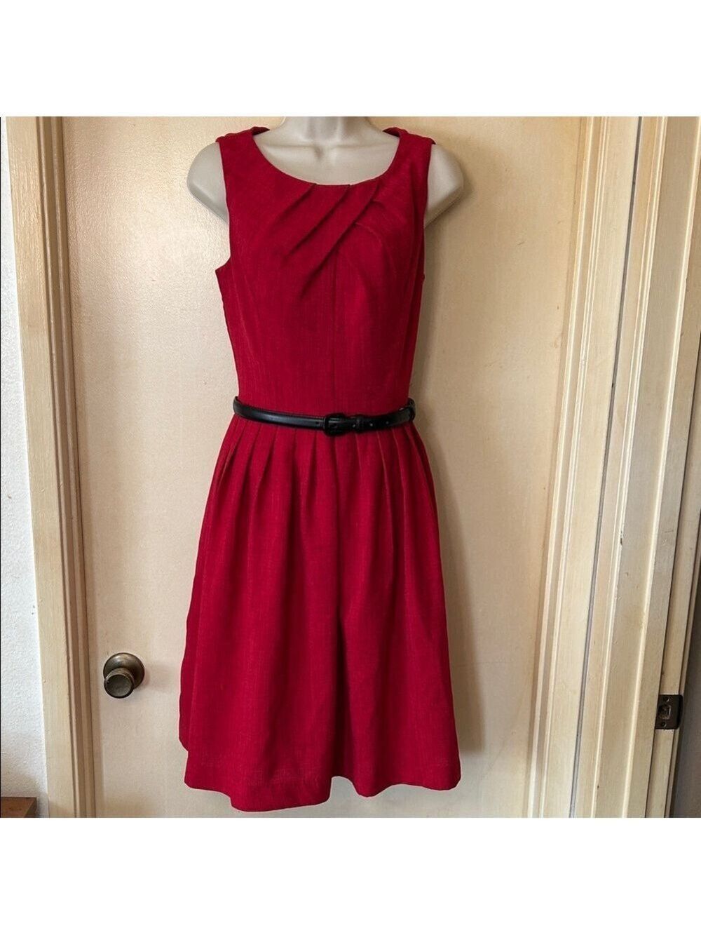 Ellen Tracy Retro Red Pleated Midi Dress with Belt size 8